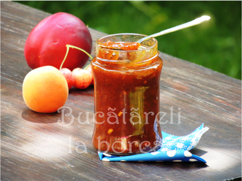 gem de caise cu fistic